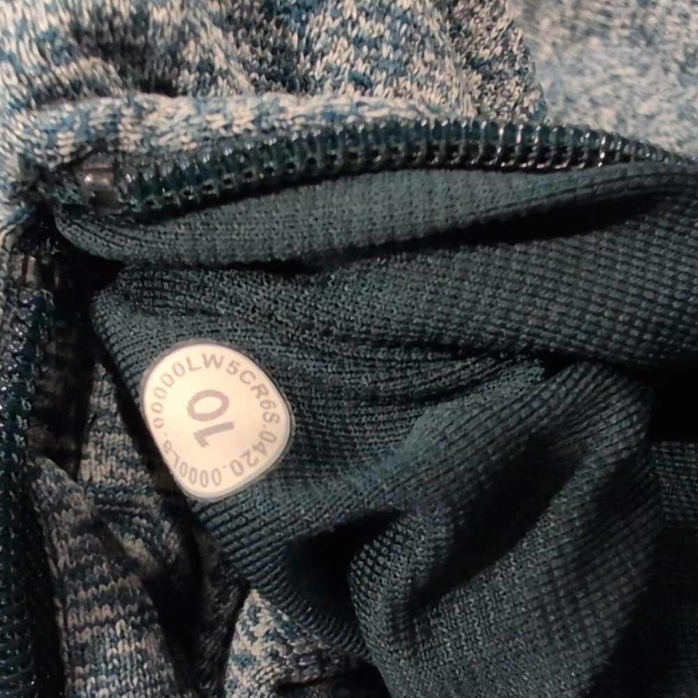 Lululemon Engineered Warmth Jogger Submarine / White - Picture 5 of 11
